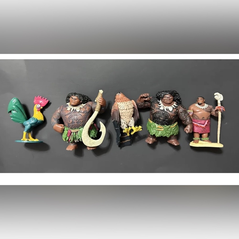 Lot of 5 Disney Moana Toys / Action Figures  Mixed PVC Figures